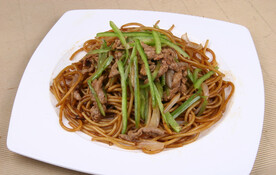 牛肉丝炒面