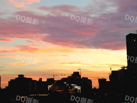 城市晚霞