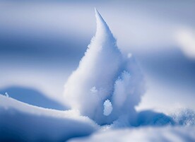 冰雪初融