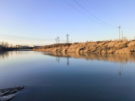 秋季河水