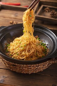 砂锅捞粉丝