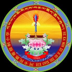 河卡小学校徽