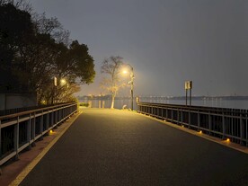 湖面夜景
