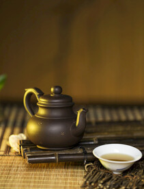 茶壶和茶水