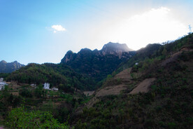 大山上的人家