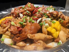 肉蟹煲 猪蹄煲 鸡爪煲