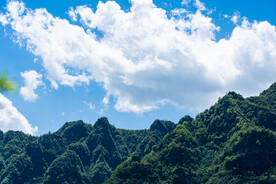 笔架山