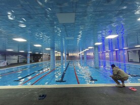 室内恒温游泳馆