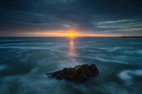 黄昏海面