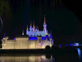 游乐园夜景