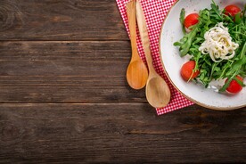 沙拉食品美味木制烹饪板