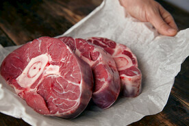 新鲜牛肉烤肉