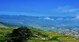 山区风景 云雾青山 