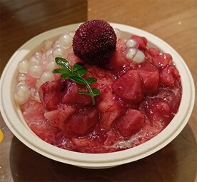 杨梅冰汤圆