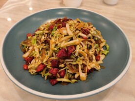 包菜炒粉丝