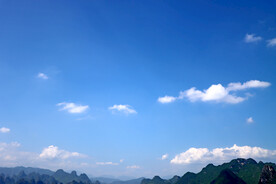 蓝天白云