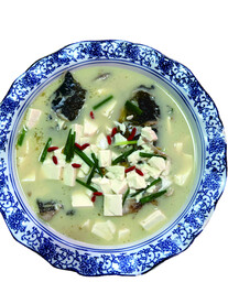 鲫鱼豆腐汤