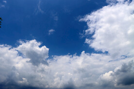 蓝天白云