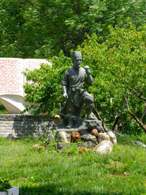 李时珍雕塑