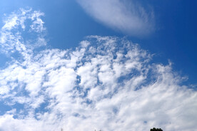 蓝天白云