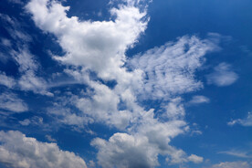 蓝天白云