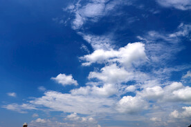 蓝天白云