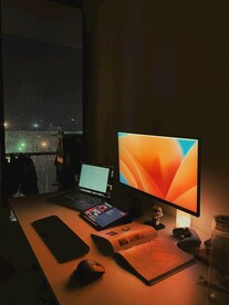 办公桌