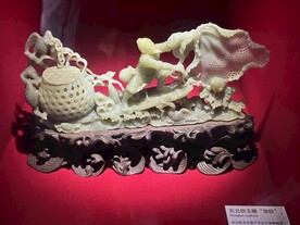 东北软玉雕“渔获”