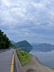 环湖骑行道