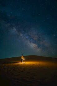 沙漠与星星