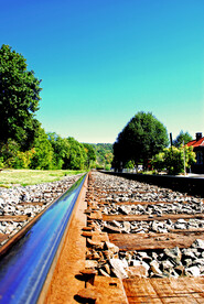 铁路铁轨