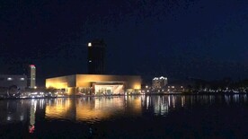 湖面夜景