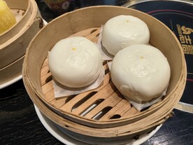 蛋黄流沙包