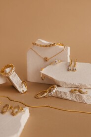 饰品
