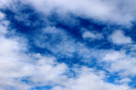 蓝天白云