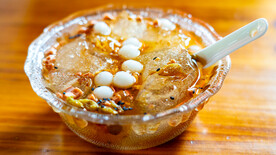 贵州镇远古镇美食原味冰粉