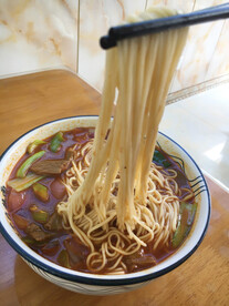 牛肉拉面
