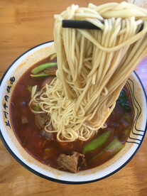 牛肉拉面