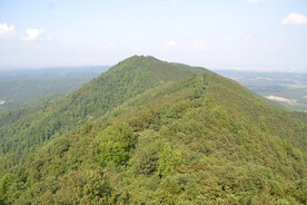 百丈雄山