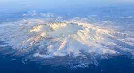  雪山