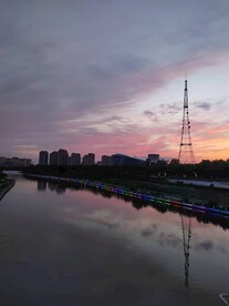 河边落日