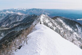 雪山山顶