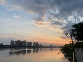 江边风景