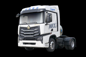 豪沃MAX 4×2燃气牵引车