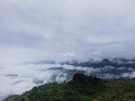 群山云海