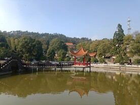 水岸风光