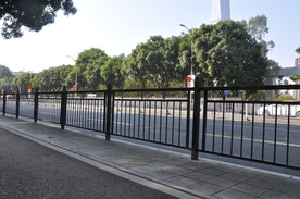 道路护栏