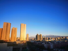 霞光 蓝天白云 城市建筑 
