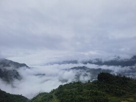 群山云海