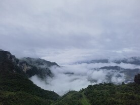 群山云海